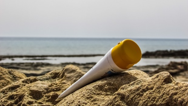 Pourquoi éviter les crèmes solaires traditionnelles et opter pour une crème bio